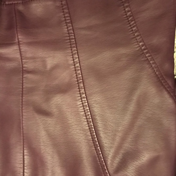 Guess Purple Leather Jacket - Picture 5 of 7